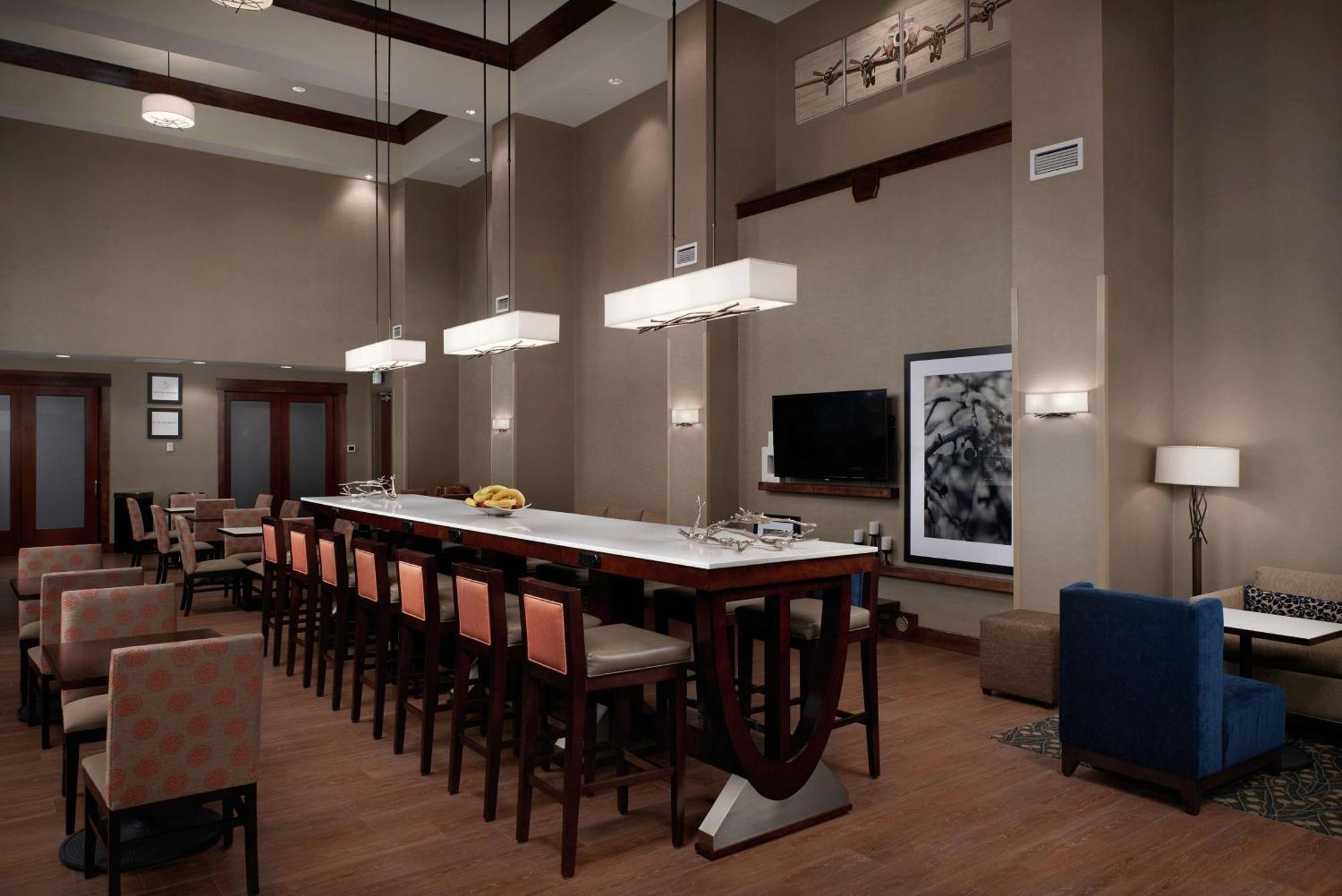 波特兰/温哥华汉普顿酒店 外观 照片